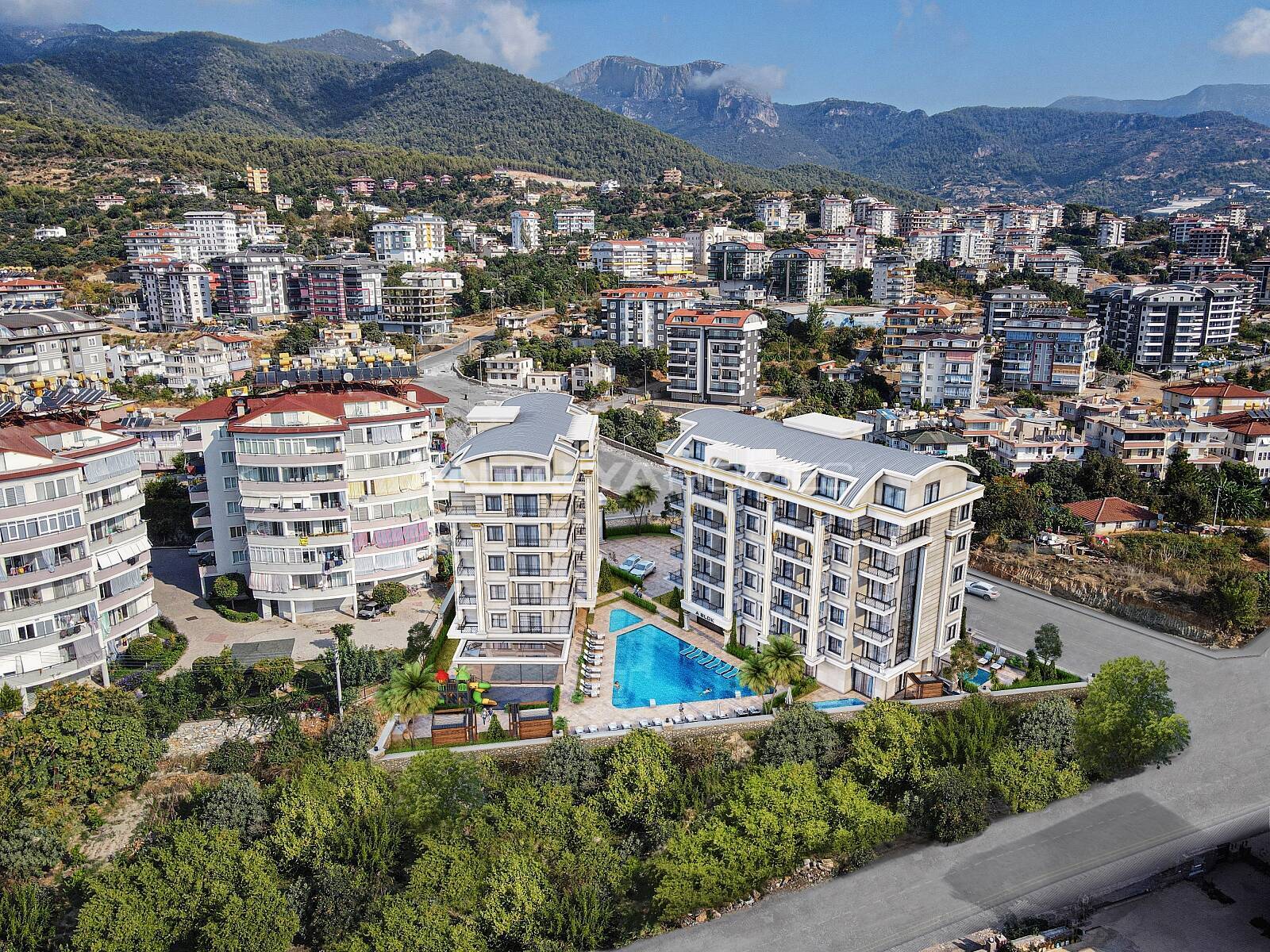 Apartments in a Luxury Complex with Swimming Pools in Alanya - Apartments In Luxury Complex With Pool