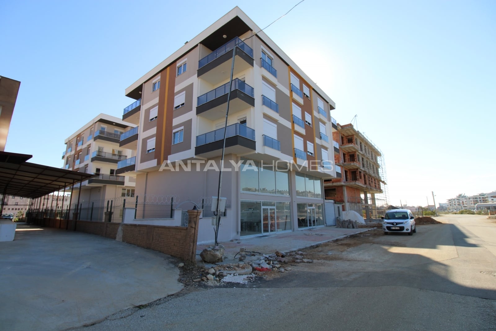 One-Bedroom Apartment for Sale in a Complex in Kepez Antalya