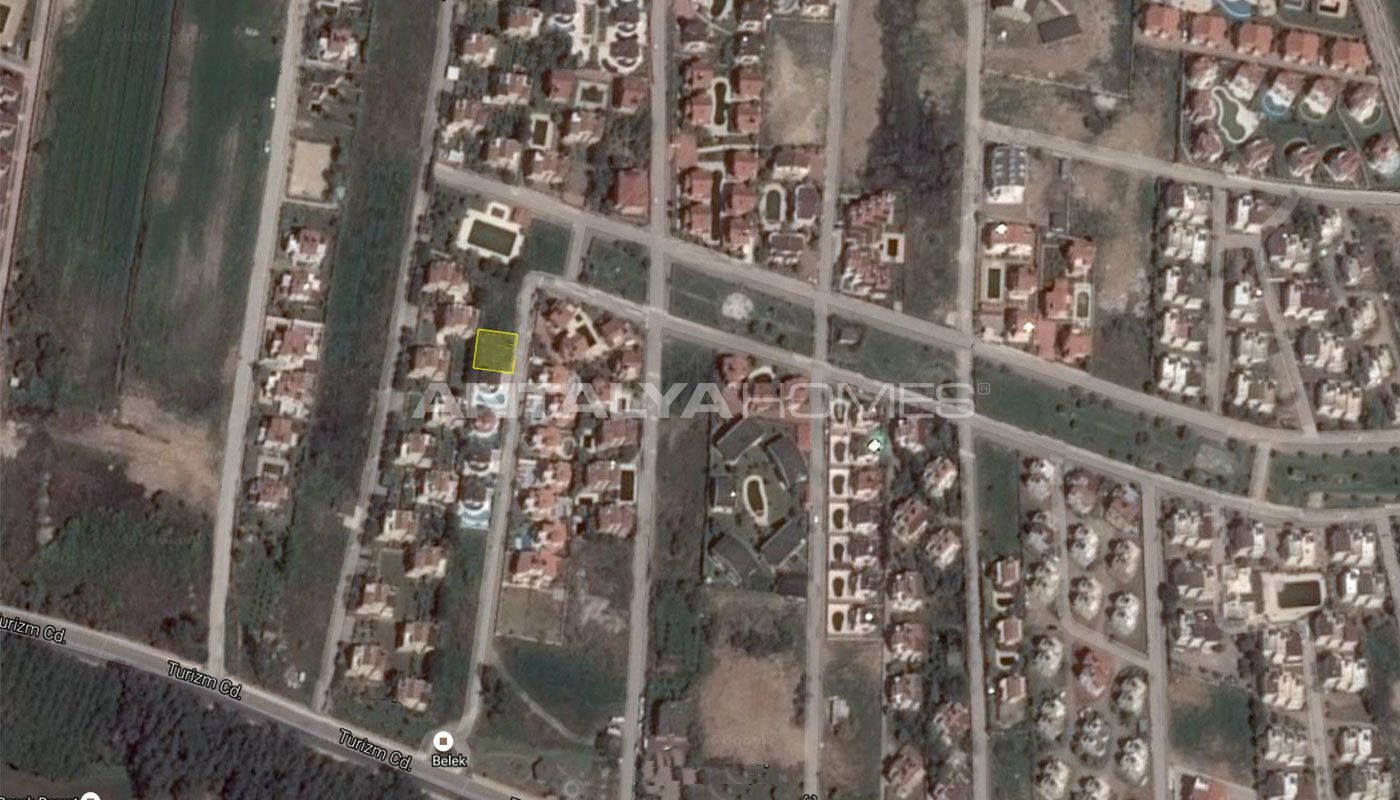 Buy Villa Land for Sale in Turkey Belek Close to Tourism Street
