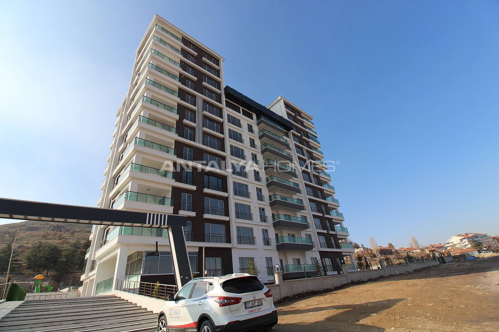 Spacious Apartments in a Complex in Altindag Ankara