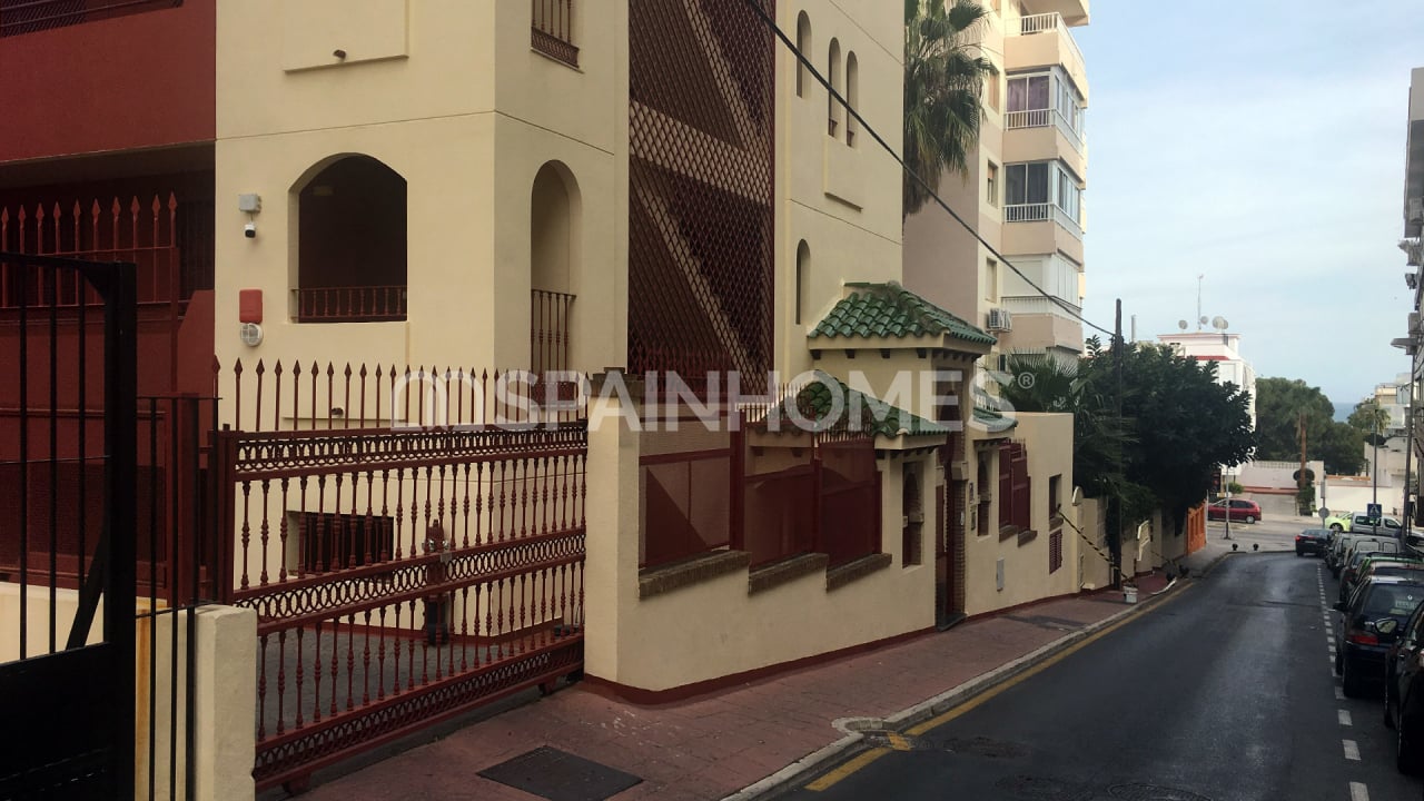 Indoor Car Parking Space in a Gated Residential Complex in Benalmádena