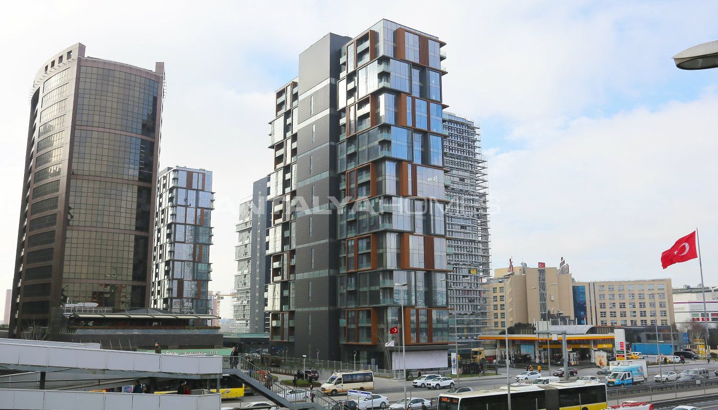 Commercial Real Estate Consisting of Single and 2Storey in Istanbul