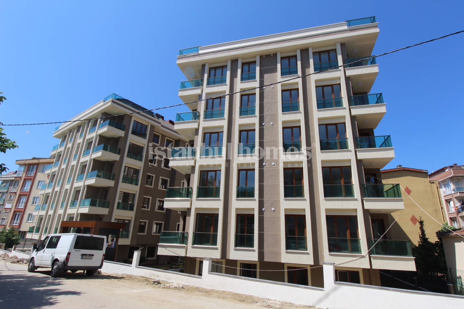 Beylikdüzü’nde Butik Sitede Denize Yakın Satılık Daireler