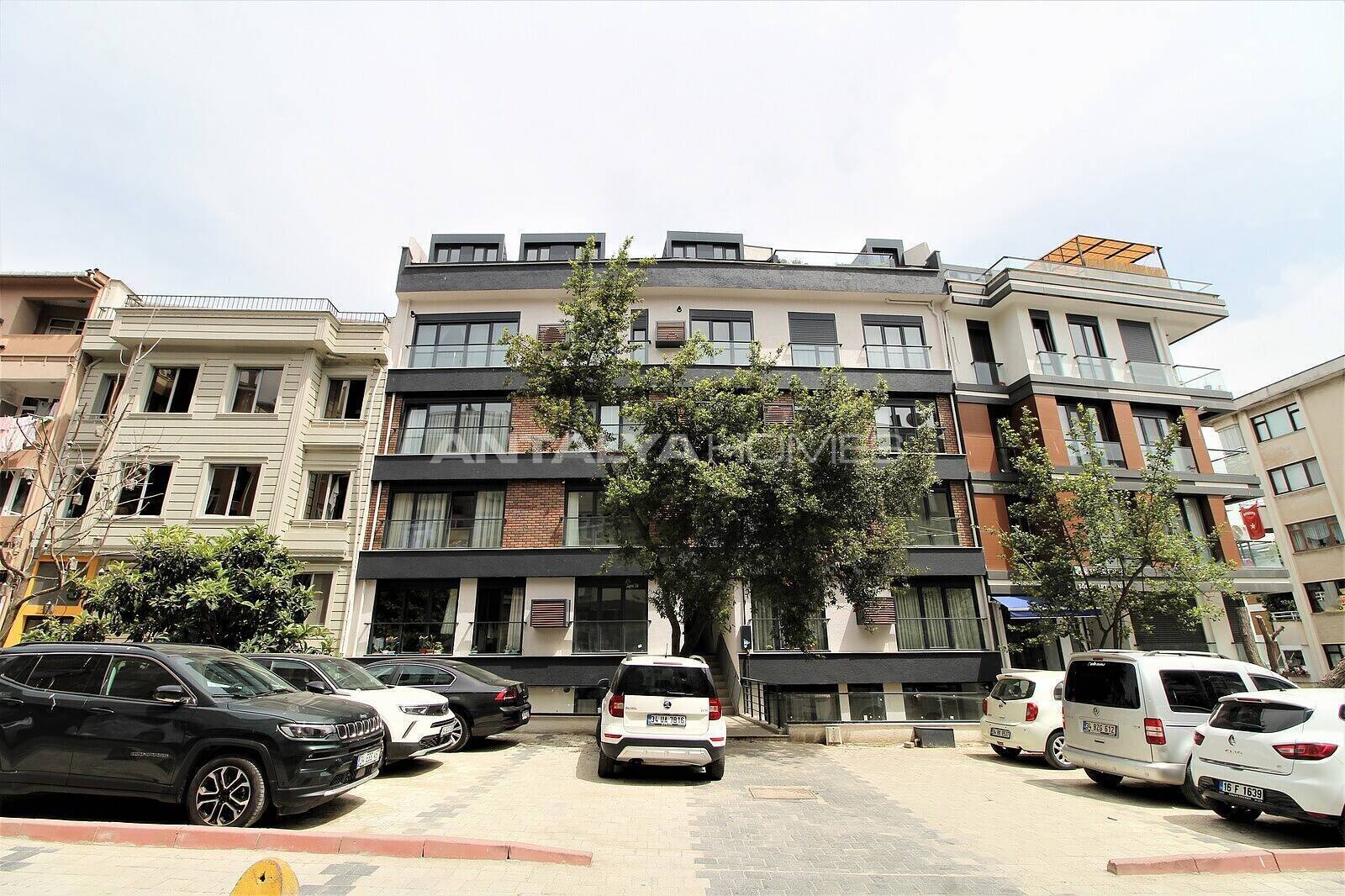 Duplex Apartment for Sale in Istanbul Kadikoy Near the Sea