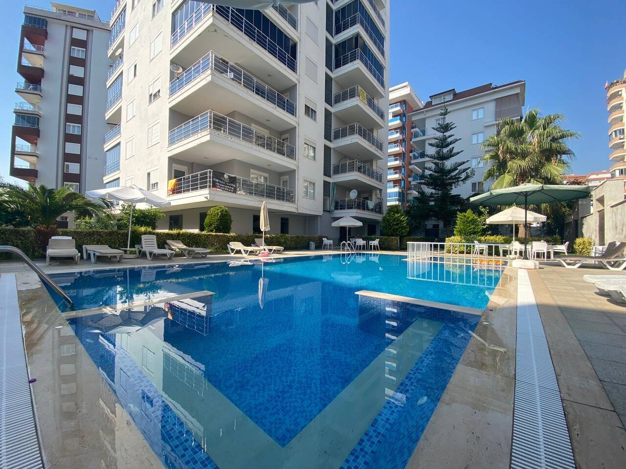 AYT-4202-2-MiddleFloor