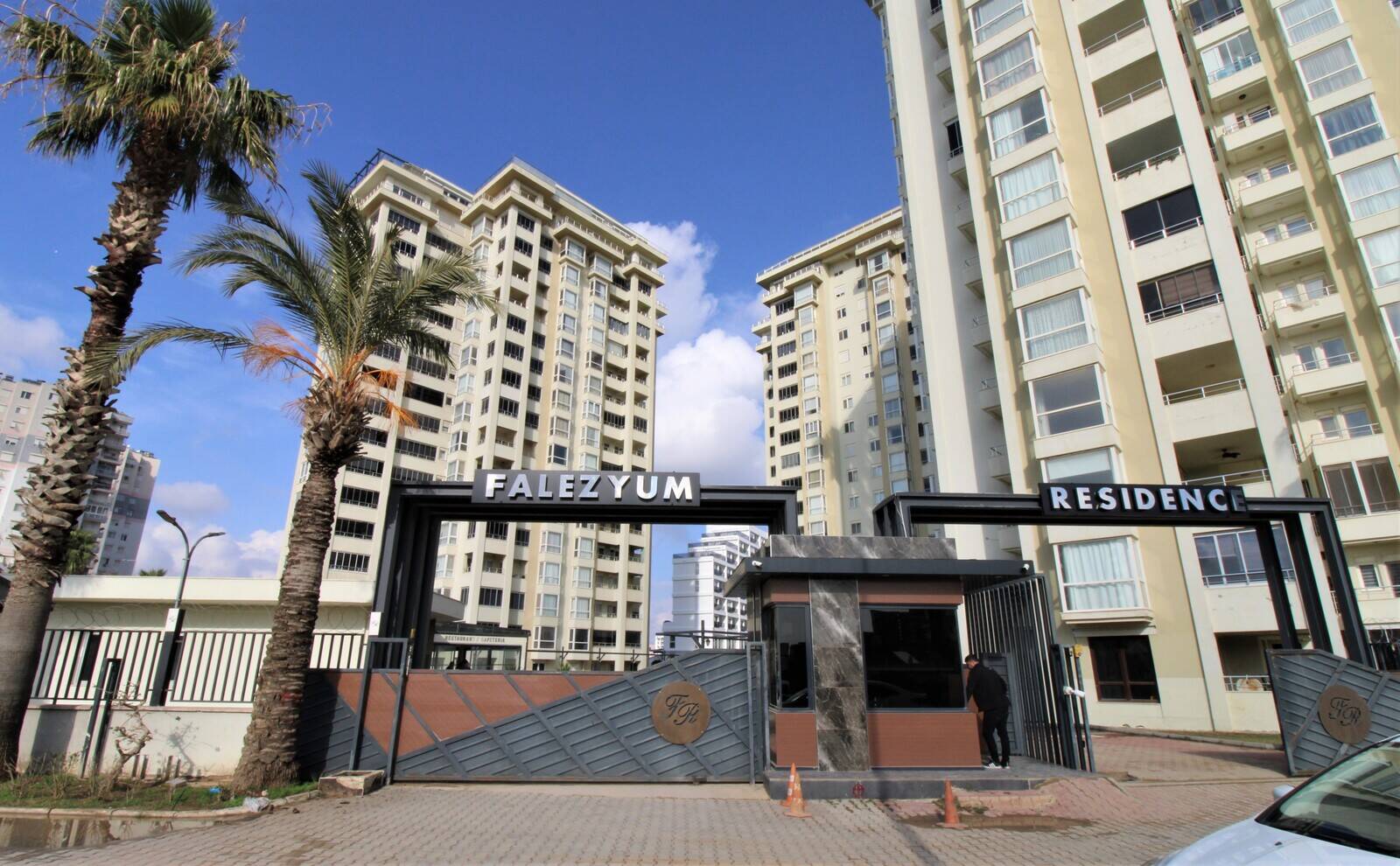 AYT-4415-2-MiddleFloor