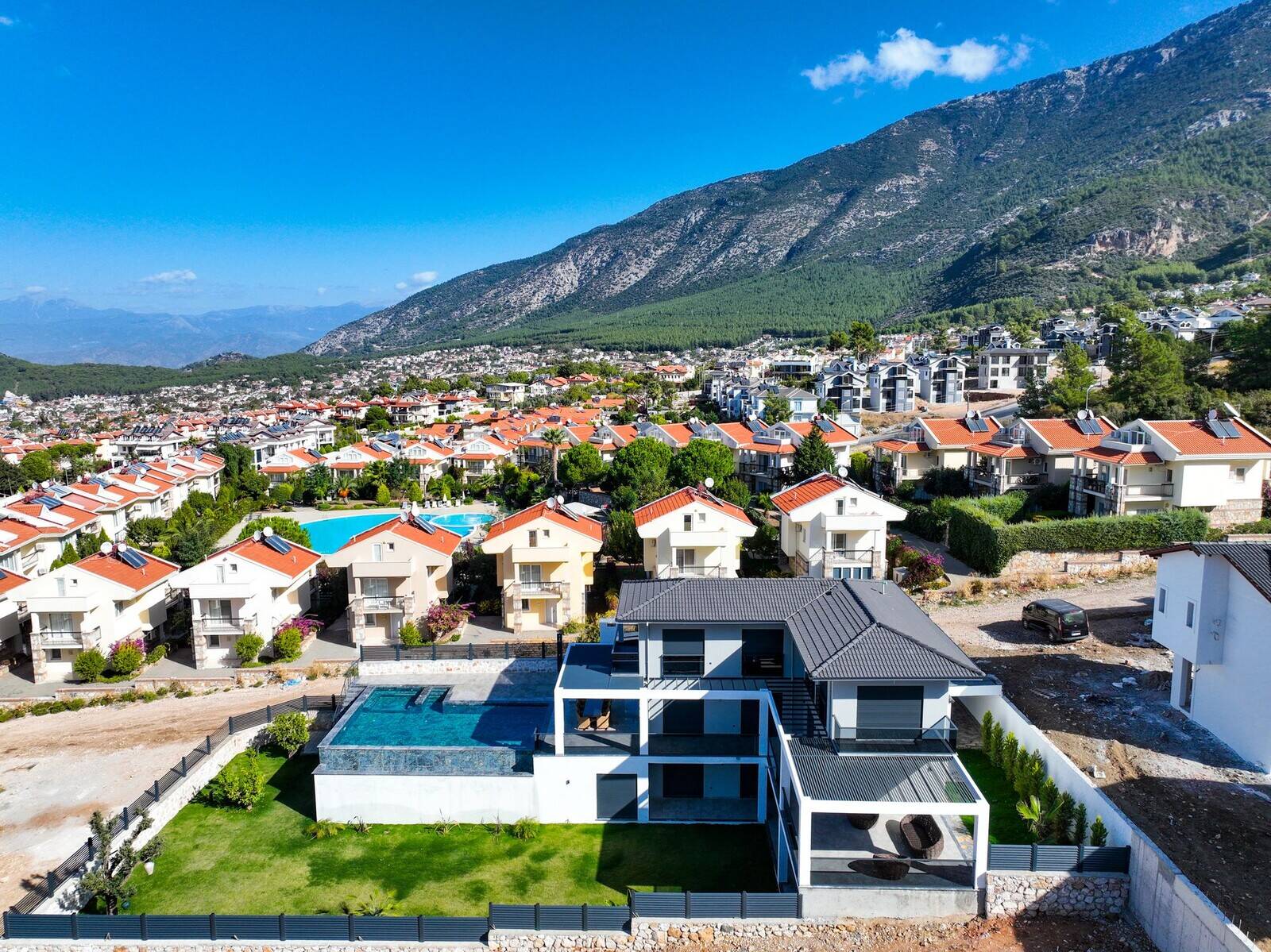 BJV-0295-4-DetachedVilla