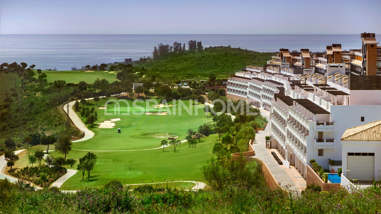 Sea and Nature View Apartments with Furniture in Estepona