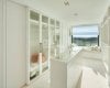 Stunning Detached Villa in a Golf Resorts Area in Marbella 35
