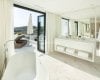 Stunning Detached Villa in a Golf Resorts Area in Marbella 39
