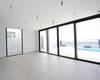 Calpe'de Modern Tasarımlı ve Merkezi Konumlu Şık Evler 32