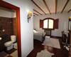 Spacious Real Estate with Private Pool in Alicante Elda 56