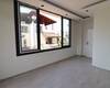 Mersin'de Geniş Teras Alanına Sahip Site İçinde İkiz Villa 14