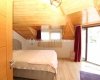 Duplex Flat Within Walking Distance to Subway and Seashore 10