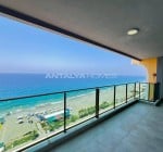 Alanya Mahmutlar'da Denize Sıfır Havuzlu Daire