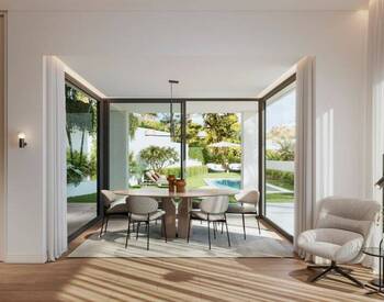 Semi-detached Villas Near Amenities in El Limonar Málaga 3