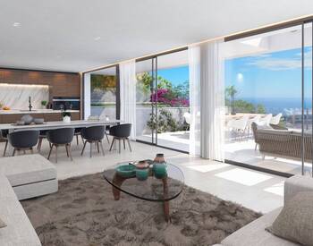 Detaches Sea-view Houses with Pools and Gardens in Málaga 2