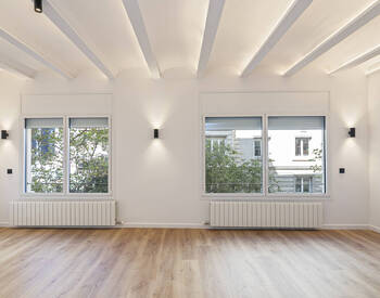 Современная квартира рядом с проспектом Диагональ в Лес-Кортс 3