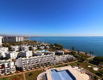 Mersin'de Denize Yakın Konumda Liparis 5 Projesinde 3+1 Eşyalı Daire 1