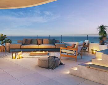Sea View Penthouses with Pool Near the Beach in Valencia 1