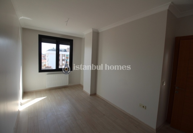 Duplex Apartment in Maltepe for Sale 13