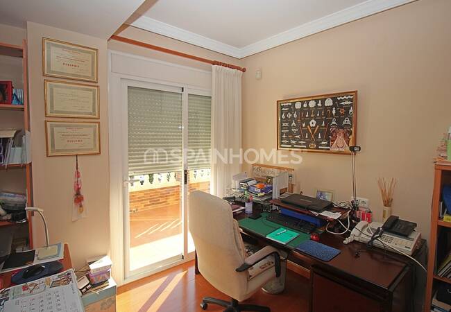 Benalmadena'da Avantajlı ve Yüksek Konumda Müstakil Villa 36