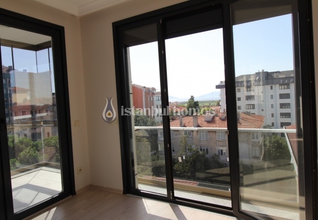 Duplex Apartment in Maltepe for Sale 10