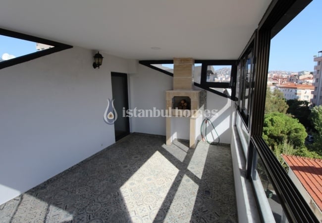Duplex Apartment in Maltepe for Sale 2