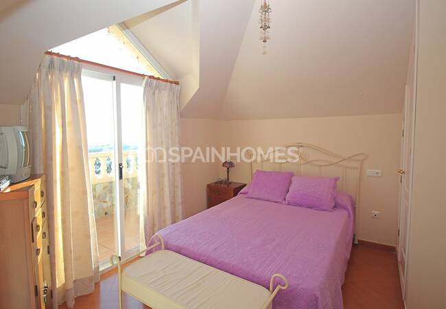 Benalmadena'da Avantajlı ve Yüksek Konumda Müstakil Villa 27