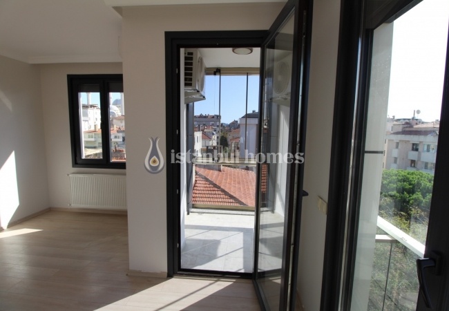 Duplex Apartment in Maltepe for Sale 14