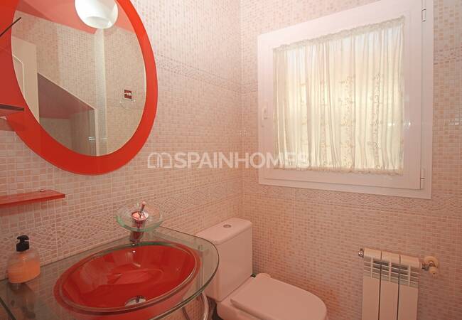 Benalmadena'da Avantajlı ve Yüksek Konumda Müstakil Villa 26