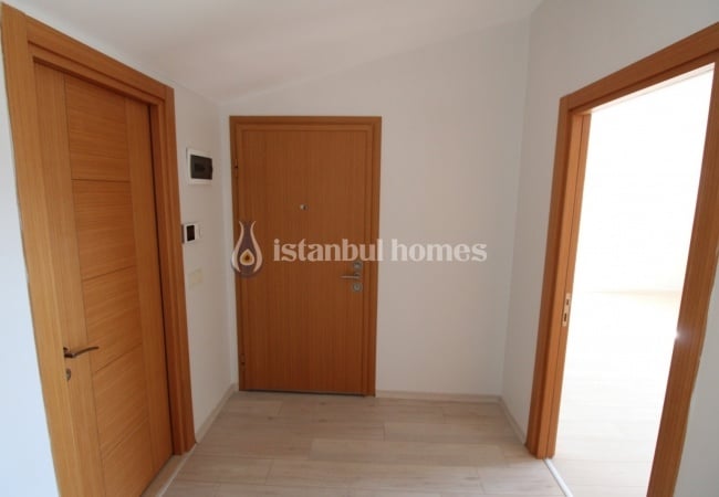 Duplex Apartment in Maltepe for Sale 5