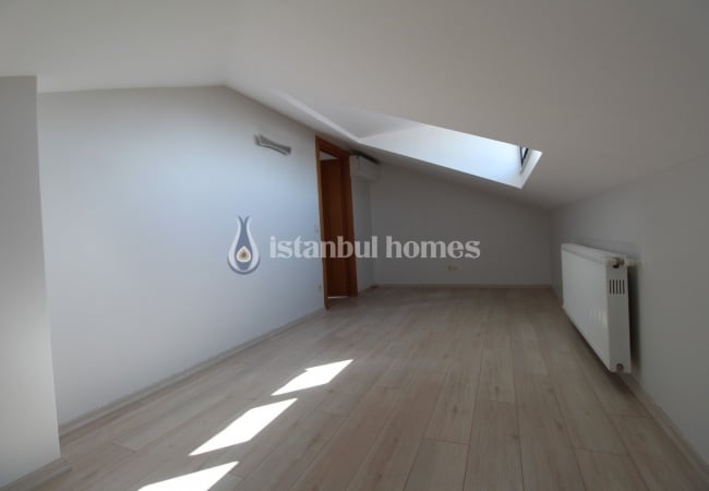 Duplex Apartment in Maltepe for Sale 3