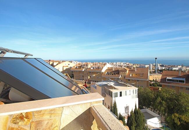 Benalmadena'da Avantajlı ve Yüksek Konumda Müstakil Villa 24