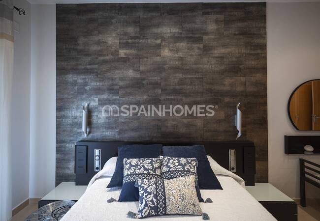 Stylish House with Luxurious and Spacious Design in Albacete 33