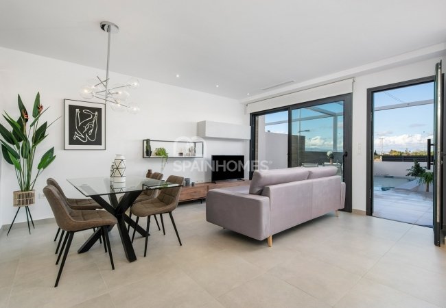 Family-friendly Townhouses in Rojales, Alicante 12