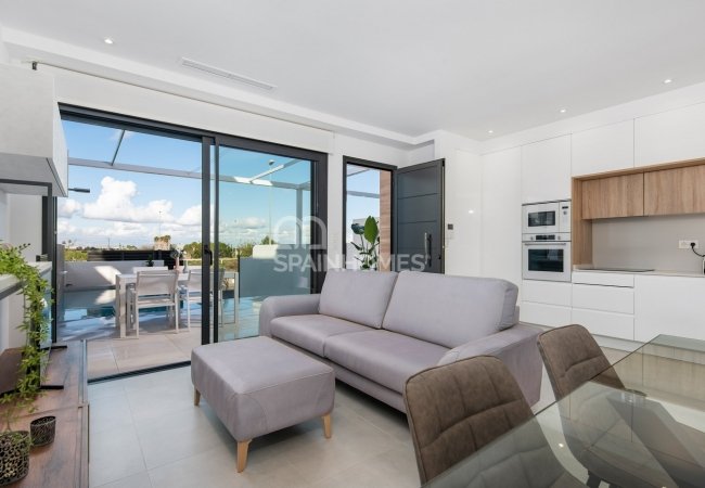 Family-friendly Townhouses in Rojales, Alicante 14