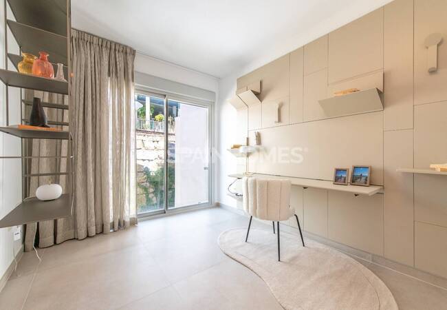 Benalmádena'da Modern Tasarımlı Aydınlık ve Geniş Daireler 40