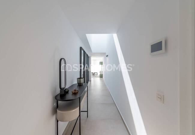Benalmádena'da Modern Tasarımlı Aydınlık ve Geniş Daireler 33