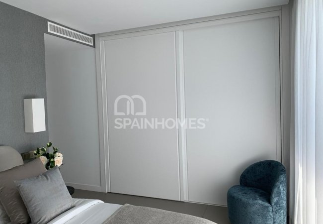 Málaga Benahavís'da Modern ve Lüks Tasarımlı Villalar 24