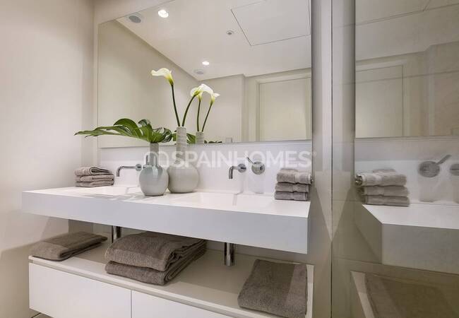 Magnifieke Appartementen Met Uitzicht Op Zee En De Bergen In Marbella 21