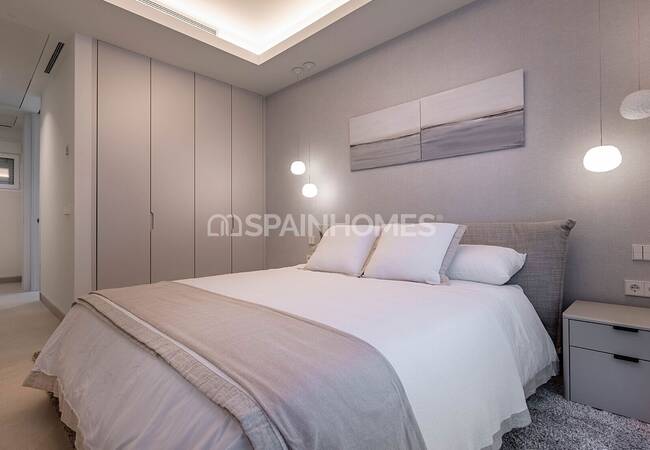 Estepona Málaga'da Denize Sıfır Konumda Lüks Daireler 38