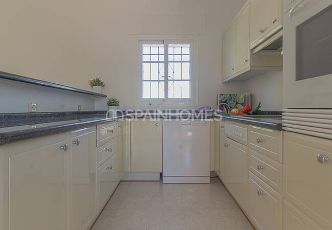 Villa De Lujo Con Piscina Privada Y Jardín En Alhaurín El Grande 34