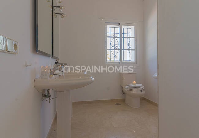 Villa De Lujo Con Piscina Privada Y Jardín En Alhaurín El Grande 18