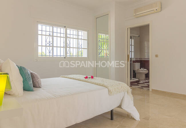 Villa De Lujo Con Piscina Privada Y Jardín En Alhaurín El Grande 59