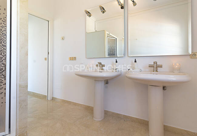 Villa De Lujo Con Piscina Privada Y Jardín En Alhaurín El Grande 19