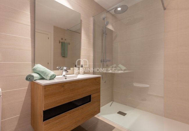 Cheap Apartments 3 Minutes to the Sandy Beaches in Estepona 25