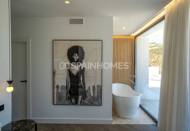 Newly-built Villas Within Walking Distance of Amenities in Mijas 10