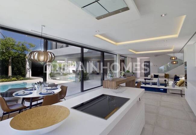 Freistehende Villen Mit Perfektem Golf- Und Meerblick In Benahavís 21