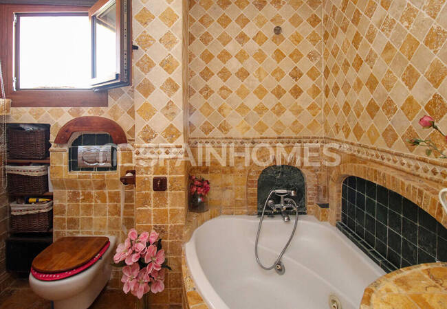 Benalmádena'da 2 Yatak Odalı Yatırımlık Çatı Katı Daire 21